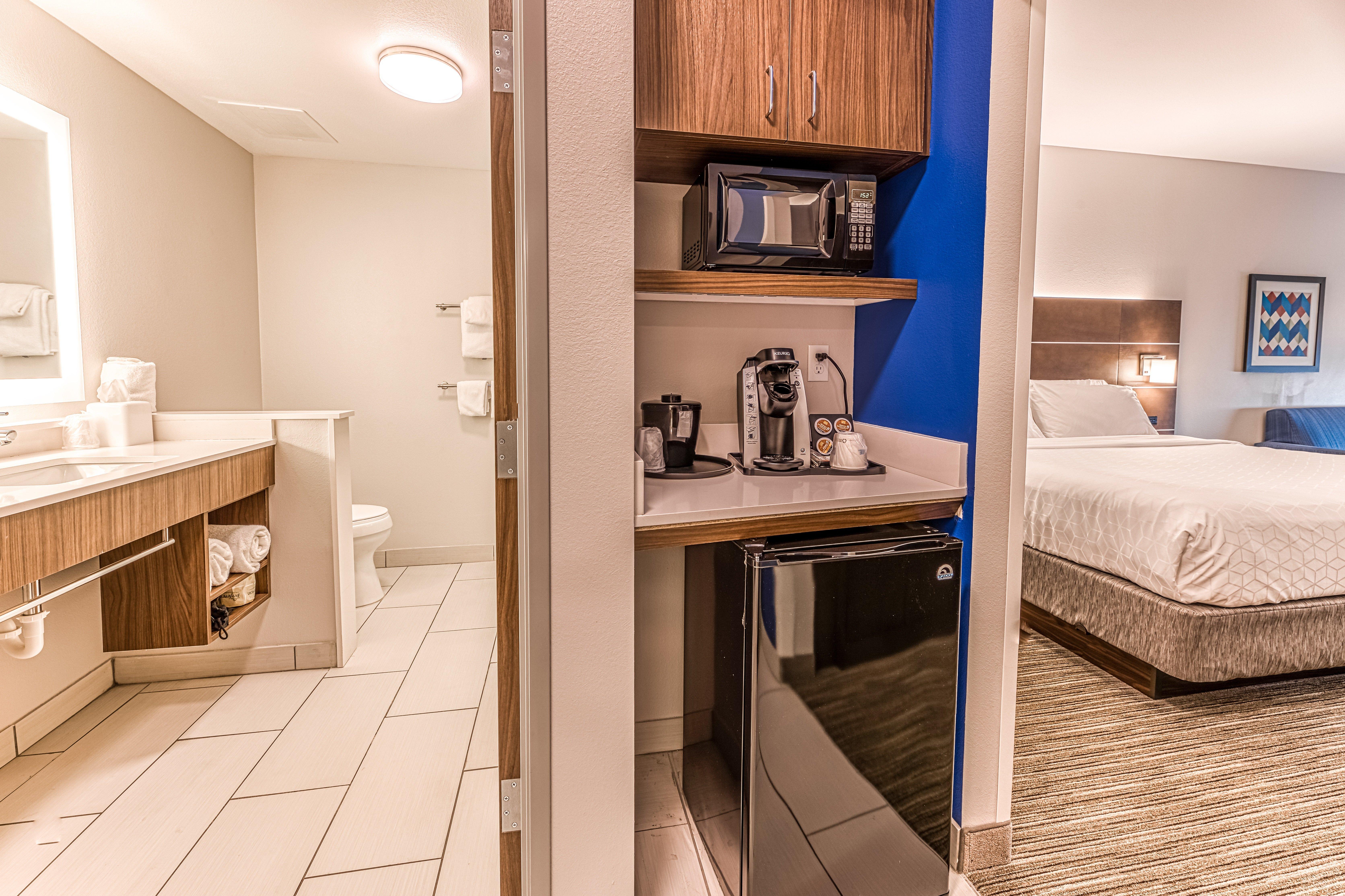 Holiday Inn Express & Suites - Rantoul By Ihg Exterior foto