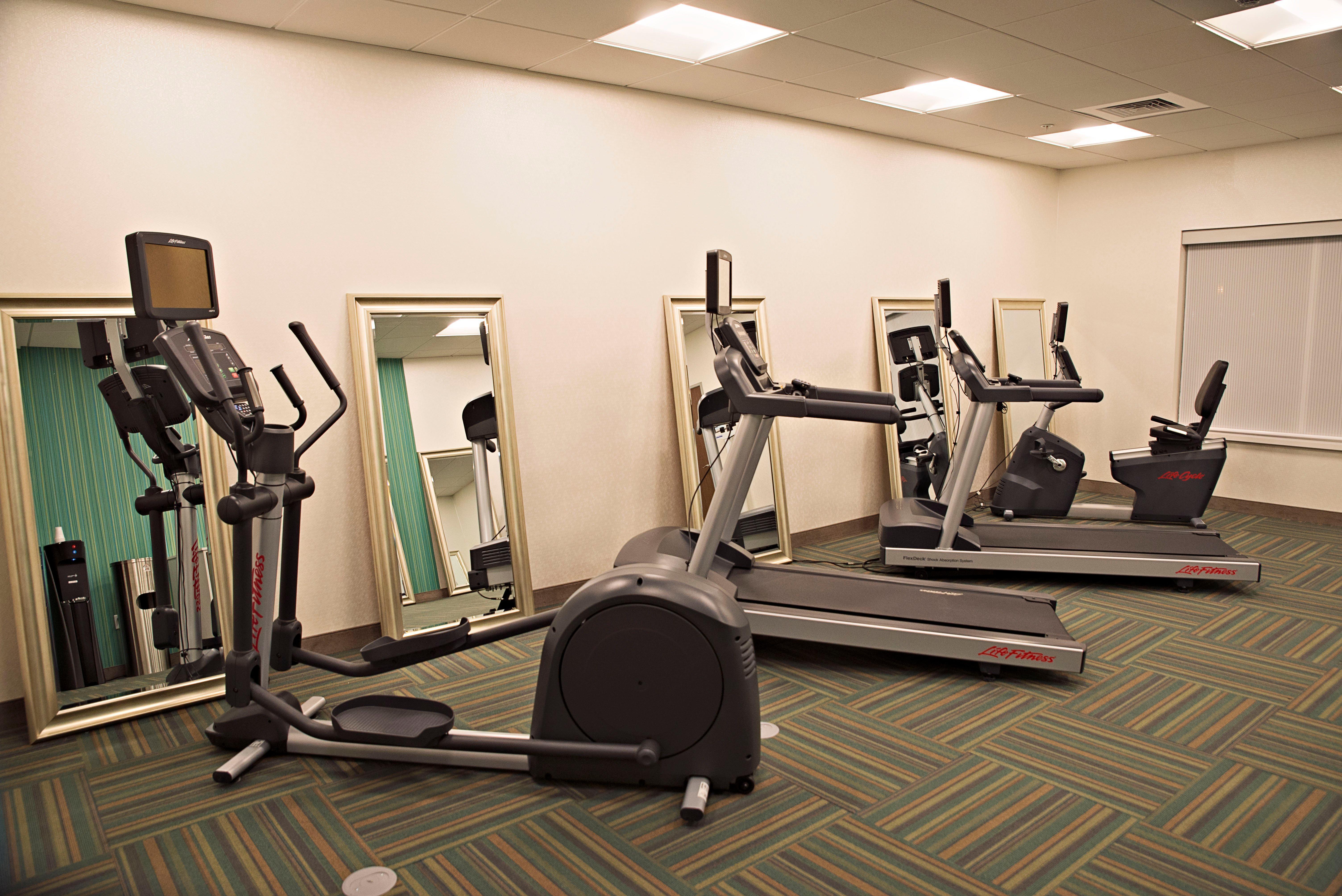 Holiday Inn Express & Suites - Rantoul By Ihg Exterior foto