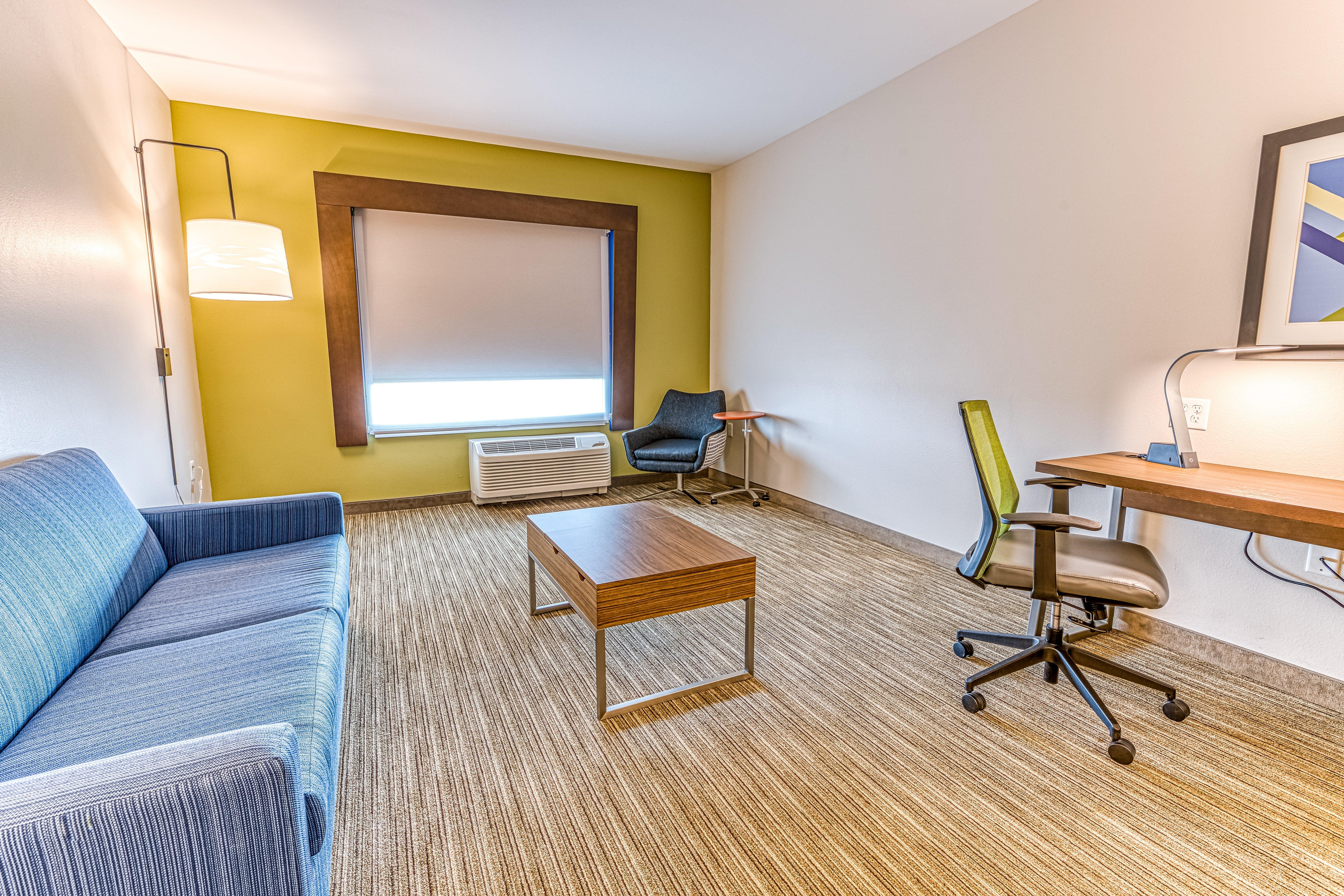 Holiday Inn Express & Suites - Rantoul By Ihg Exterior foto