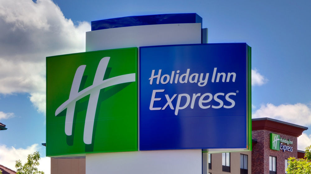 Holiday Inn Express & Suites - Rantoul By Ihg Exterior foto